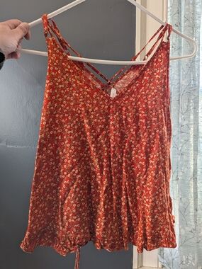 Xhilaration Orange Floral V-Neck Cami
